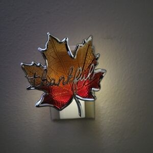 Thankful Scent Warmer Leaf Night Light